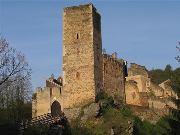 Kaja Ruin
